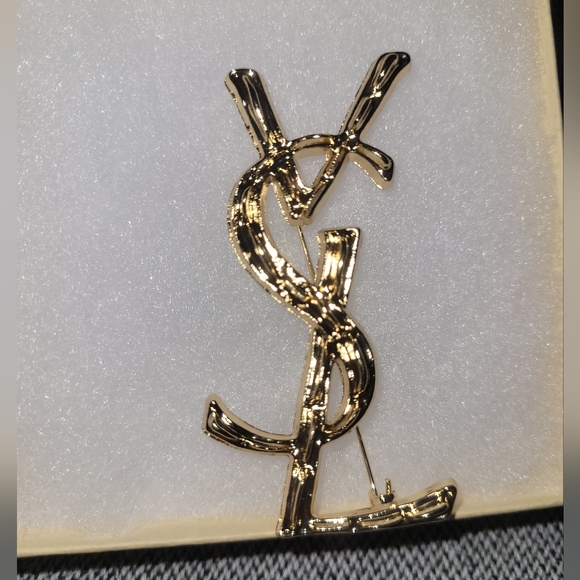 YSL Style Gold Brooch - Picture 3 of 6